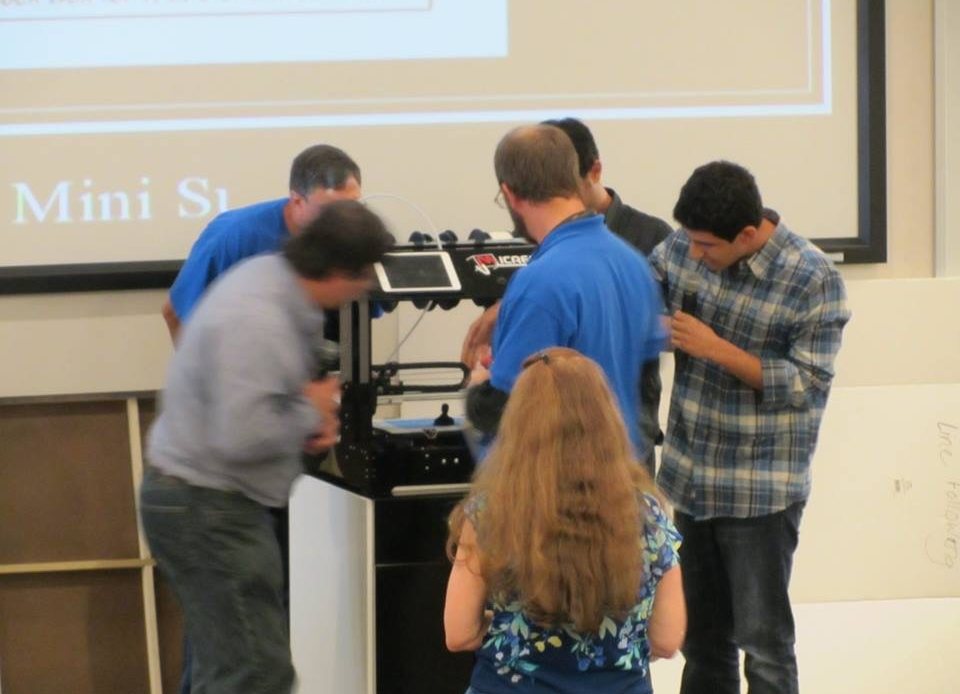 Micrer 3D Printer in KSU Hackathon event